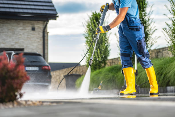 Best Sidewalk and Walkway Cleaning  in Stockton, KS
